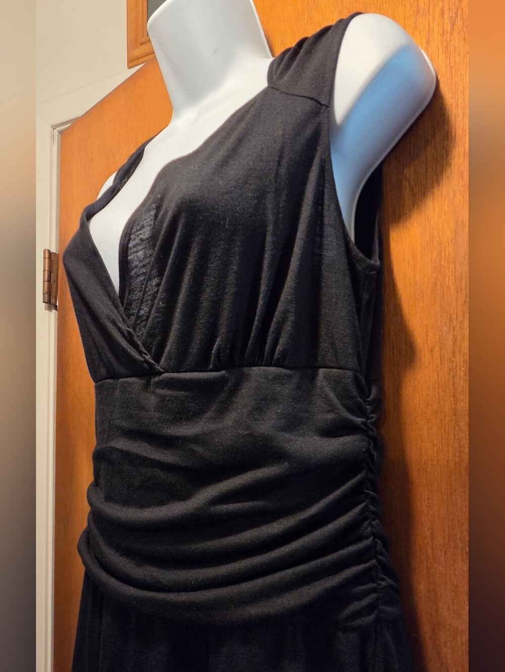 Yummy Tummy Black Sleeveless Shapewear Midi Dress with Surplice Neckline SzM - Picture 6 of 9